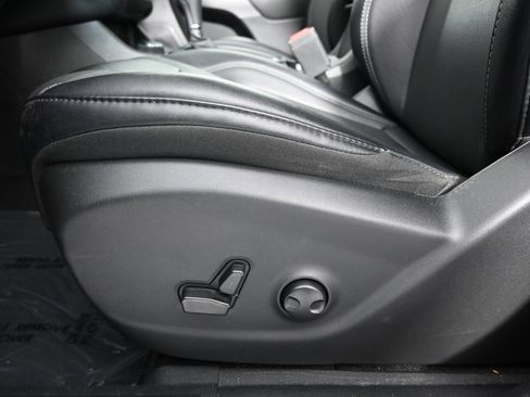 Used 2022 Jeep Cherokee Limited image 22