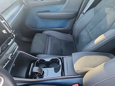Used 2023 Volvo C40 P8 Recharge Plus w/ Protection Package Premier AWD/4WD image 12