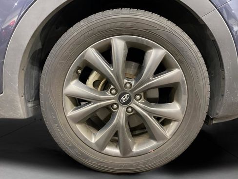 Used 2017 Hyundai Santa Fe Sport image 19