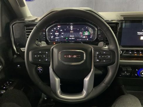 Used 2025 GMC Sierra 1500 Elevation w/ Elevation Premium Package image 11