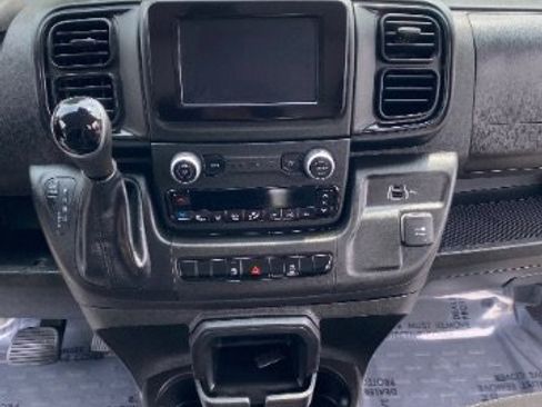 Used 2024 RAM ProMaster 2500 w/ Convenience Group FWD image 20