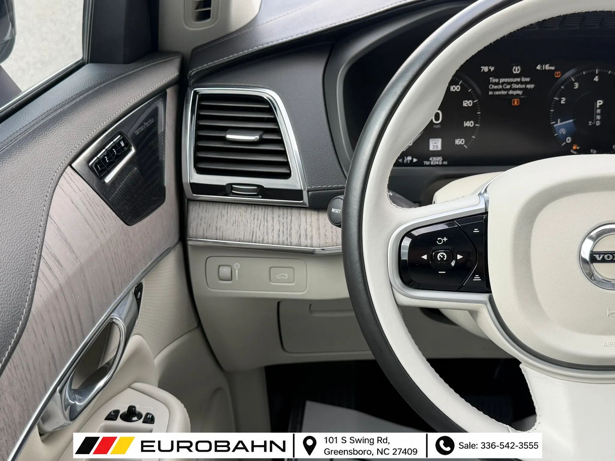 Used 2021 Volvo XC90 T6 Inscription w/ Protection Package Premier AWD/4WD image 12