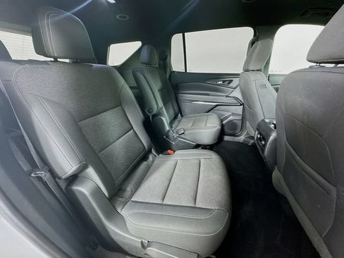 Used 2024 Chevrolet Traverse LT FWD image 28
