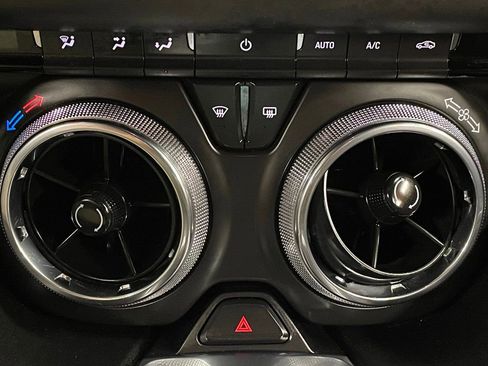 Used 2021 Chevrolet Camaro LT w/ RS Package image 36