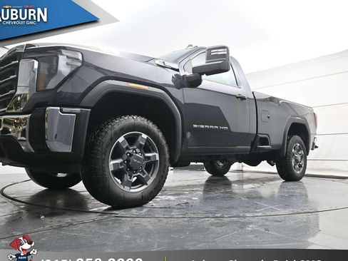 New 2026 GMC Sierra 2500 SLE image 17