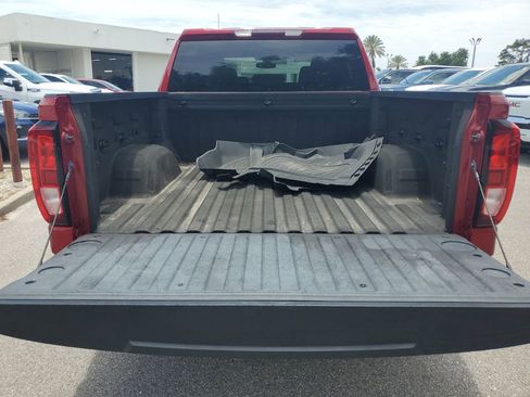 Used 2021 GMC Sierra 1500 Elevation RWD image 9