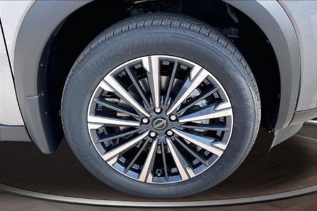 New 2026 Nissan Pathfinder Platinum w/ Accent Package AWD/4WD image 12