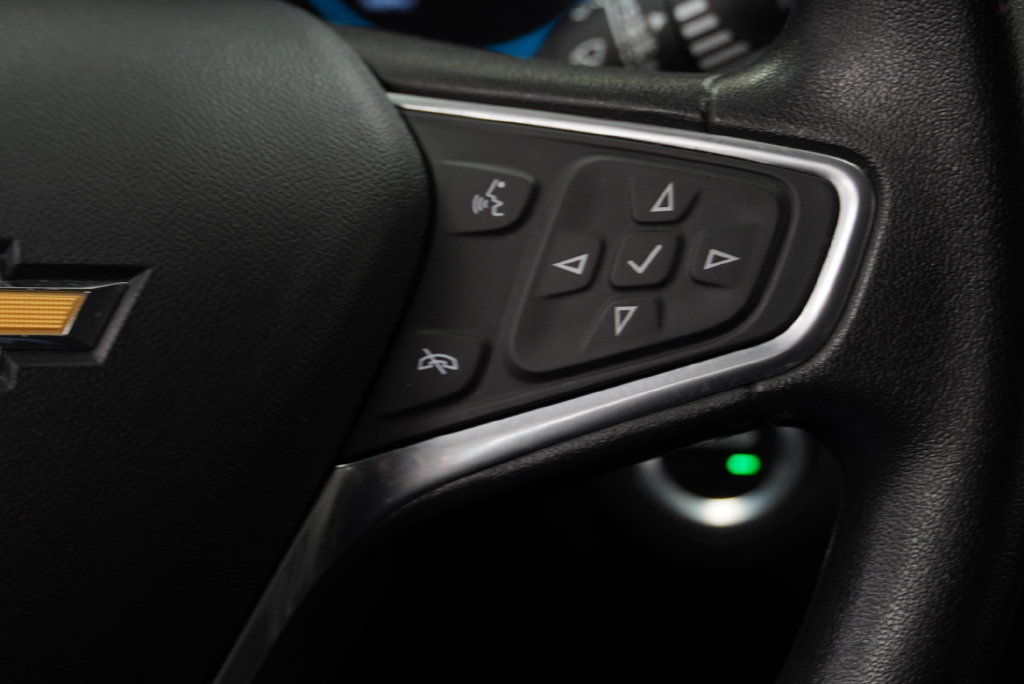 Certified 2018 Chevrolet Equinox LT FWD image 29