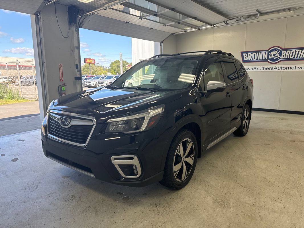 Used 2021 Subaru Forester Touring AWD/4WD image 1
