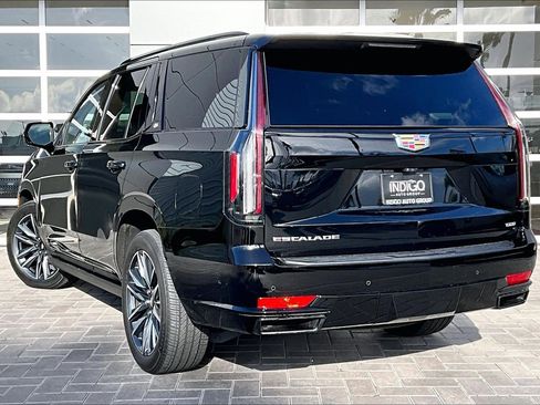 Used 2024 Cadillac Escalade Sport Platinum image 12