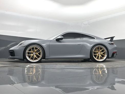 Used 2024 Porsche 911 Carrera S RWD image 15