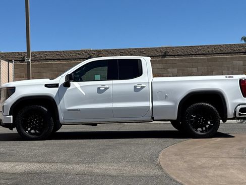 Certified 2023 GMC Sierra 1500 Elevation w/ X31 Off-Road Package AWD/4WD image 7