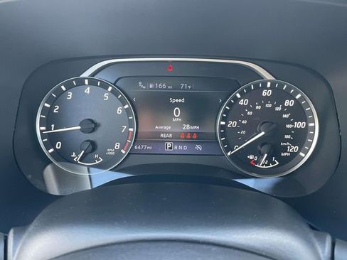 Used 2024 Nissan Frontier SV w/ SV Convenience Package image 26