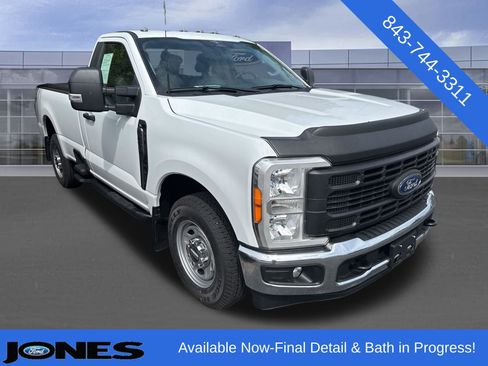 Used 2023 Ford F250 XL w/ XL Driver Assist Package RWD image 1