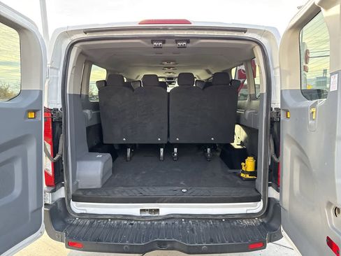 Used 2016 Ford Transit 350 XLT image 6