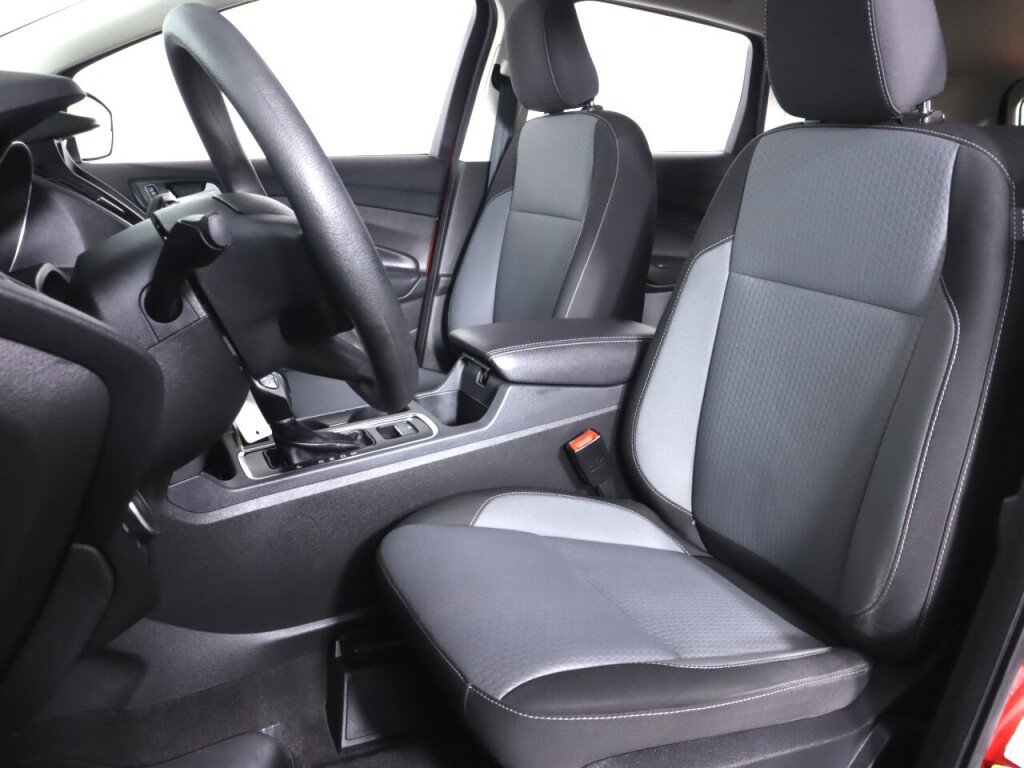 Used 2018 Ford Escape SE w/ SE Sync 3 Package AWD/4WD image 27