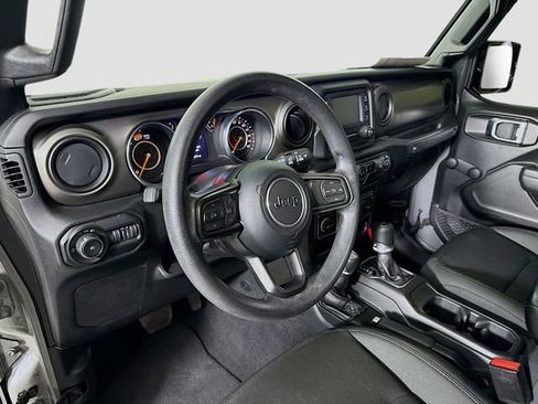 Used 2021 Jeep Wrangler Unlimited Sport AWD/4WD image 9