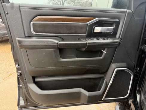 Used 2022 RAM 2500 Laramie image 9
