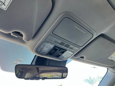 Used 2022 Honda Pilot Special Edition image 9