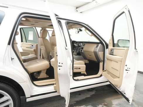 Used 2016 Ford Expedition Limited w/ Equipment Group 301A image 36