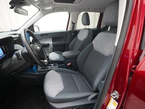 Used 2025 Ford Maverick XLT w/ XLT Luxury Package AWD/4WD image 7