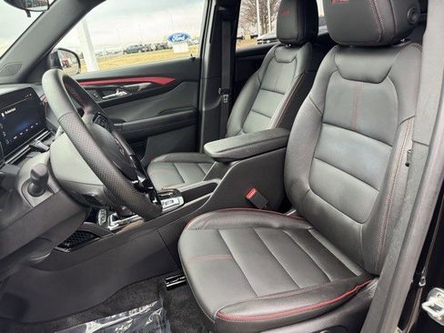 Used 2025 Chevrolet TrailBlazer RS image 13