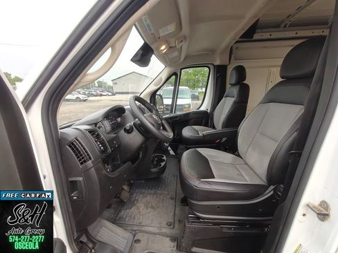 Used 2025 RAM ProMaster 3500 w/ Convenience Group FWD image 15