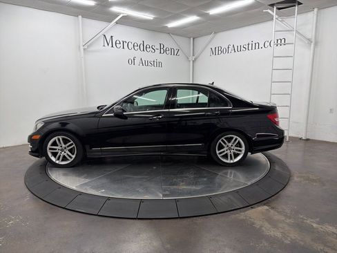 Used 2013 Mercedes-Benz C 250 Sedan image 4