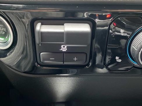 Used 2025 Chevrolet Silverado 1500 RST w/ All Star Edition Plus AWD/4WD image 28