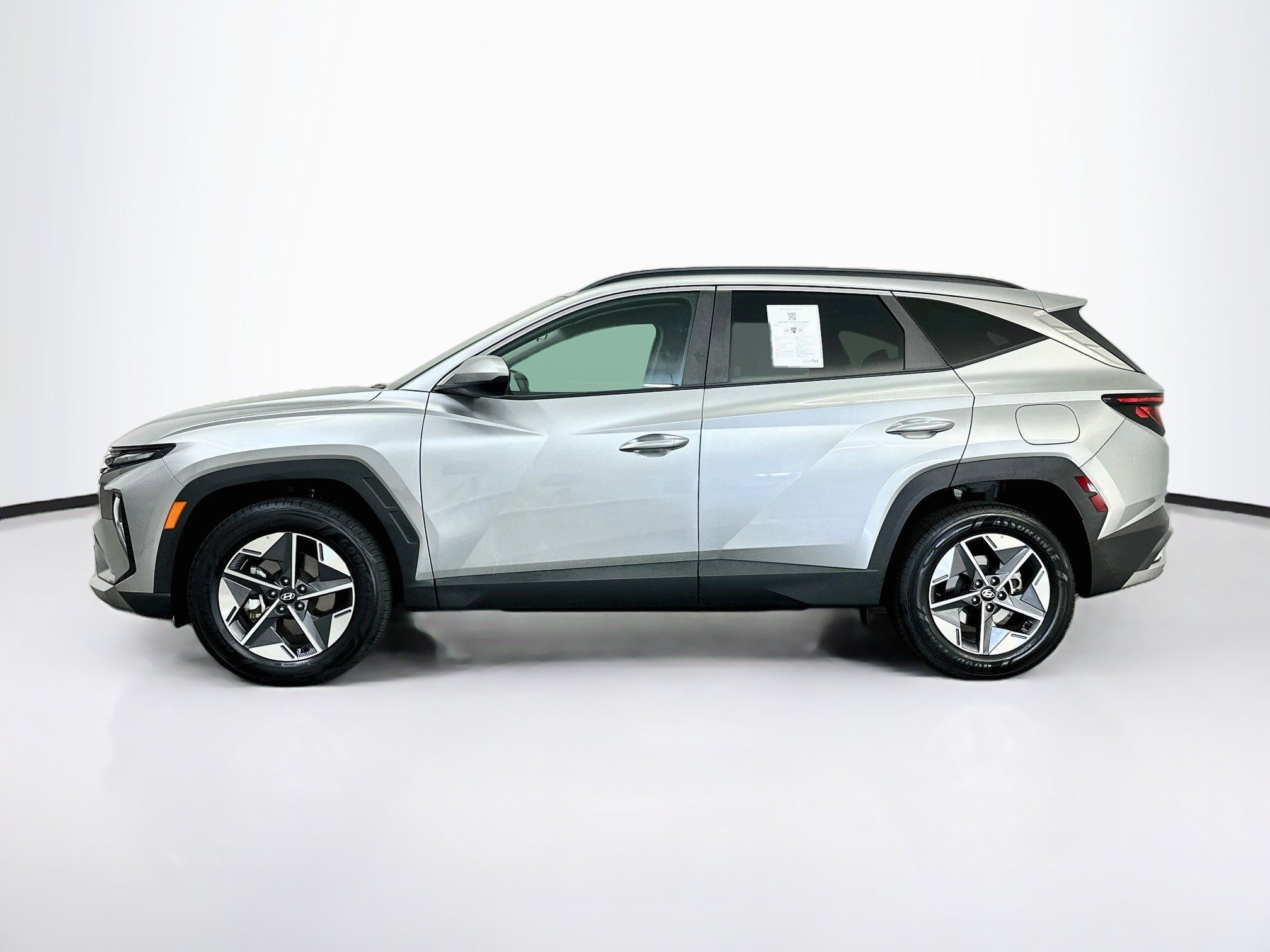 Used 2025 Hyundai Tucson SEL AWD/4WD image 4