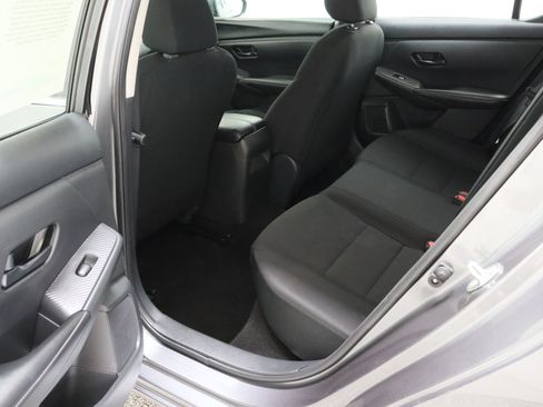 Used 2025 Nissan Sentra S FWD image 26