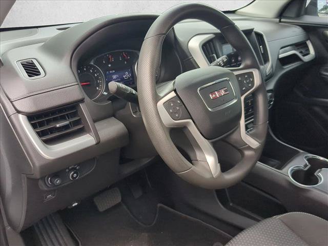 Used 2023 GMC Terrain SLE FWD image 10