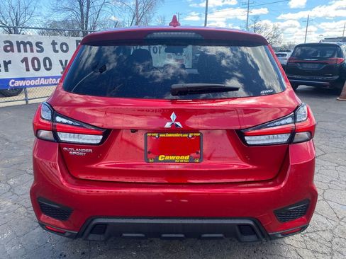 Used 2025 Mitsubishi Outlander Sport ES AWD/4WD image 3