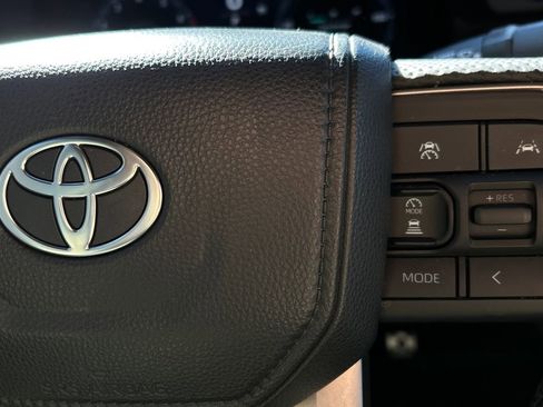 Used 2024 Toyota Tacoma TRD Sport w/ TRD Sport Premium Package image 32