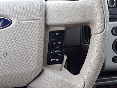 Used 2010 Ford Edge SE image 15