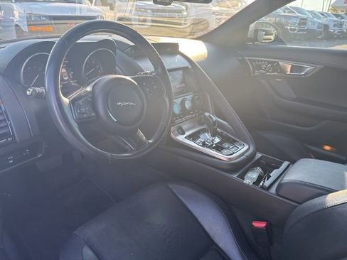 Used 2014 Jaguar F-TYPE Convertible image 10