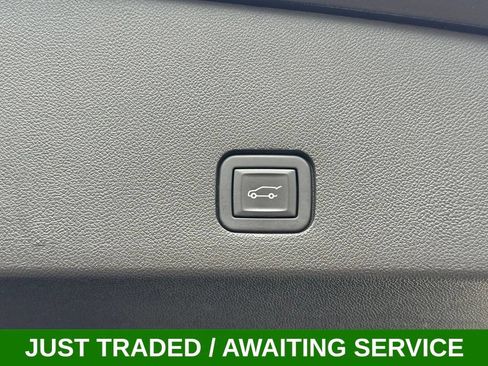 Used 2023 Cadillac XT6 Premium Luxury w/ Technology Package AWD/4WD image 42