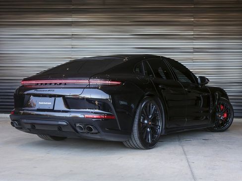 Certified 2025 Porsche Panamera GTS image 7