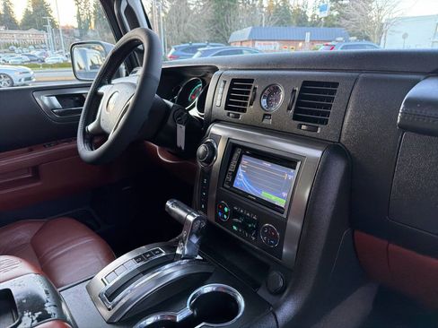 Used 2008 HUMMER H2 SUT image 17