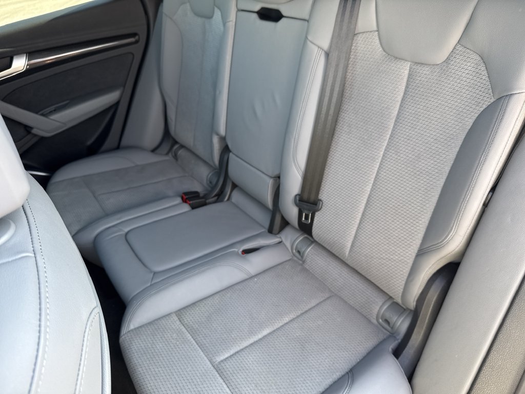 Used 2022 Audi SQ5 Premium w/ Convenience Package AWD/4WD image 30