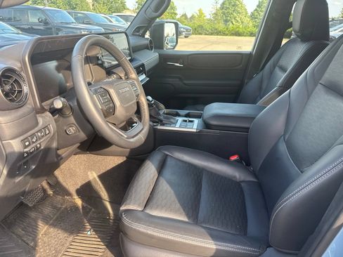 Used 2025 Toyota Land Cruiser w/ Premium Package AWD/4WD image 9