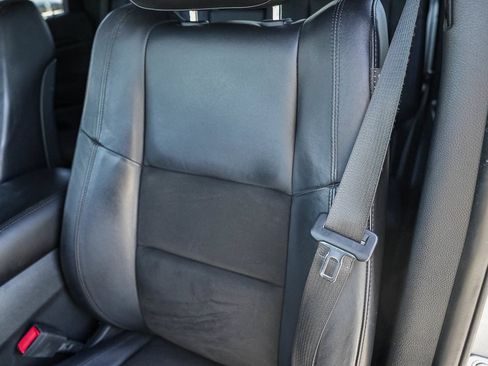 Used 2019 Jeep Grand Cherokee Altitude AWD/4WD image 24
