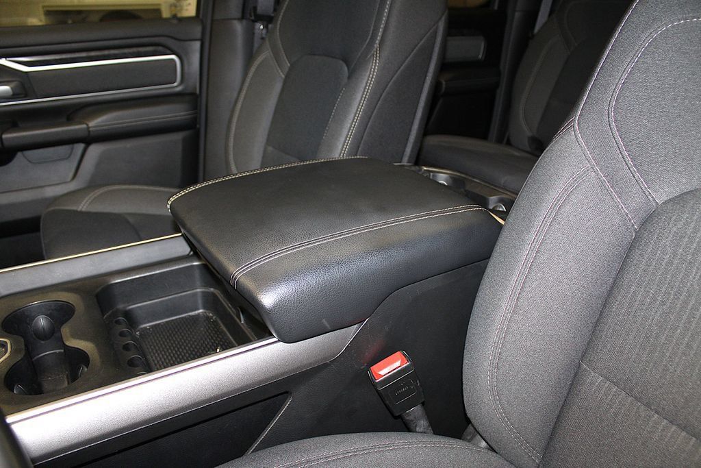 Used 2022 RAM 1500 Big Horn AWD/4WD image 26