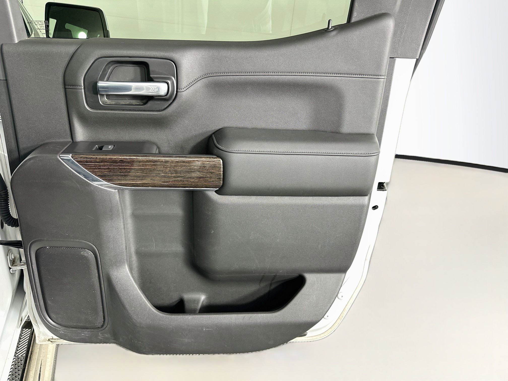 Used 2019 GMC Sierra 1500 SLE w/ SLE Value Package AWD/4WD image 28