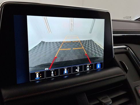 Used 2022 Chevrolet Tahoe RST w/ Luxury Package image 15