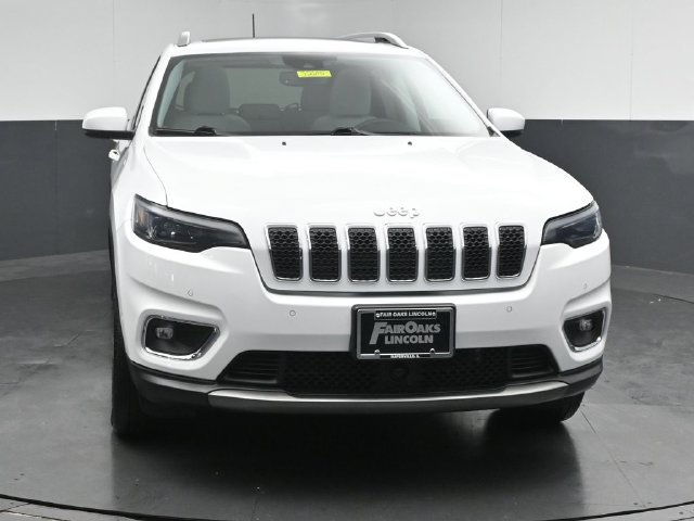 Used 2021 Jeep Cherokee Limited w/ Trailer Tow Group AWD/4WD image 2