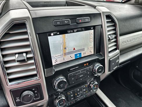 Used 2017 Ford F250 Lariat w/ Lariat Ultimate Package image 28