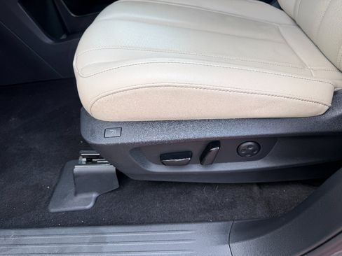 Used 2025 INFINITI QX60 Sensory AWD/4WD image 45