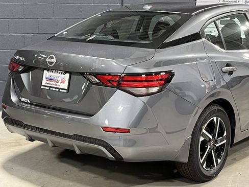 New 2025 Nissan Sentra SV image 7