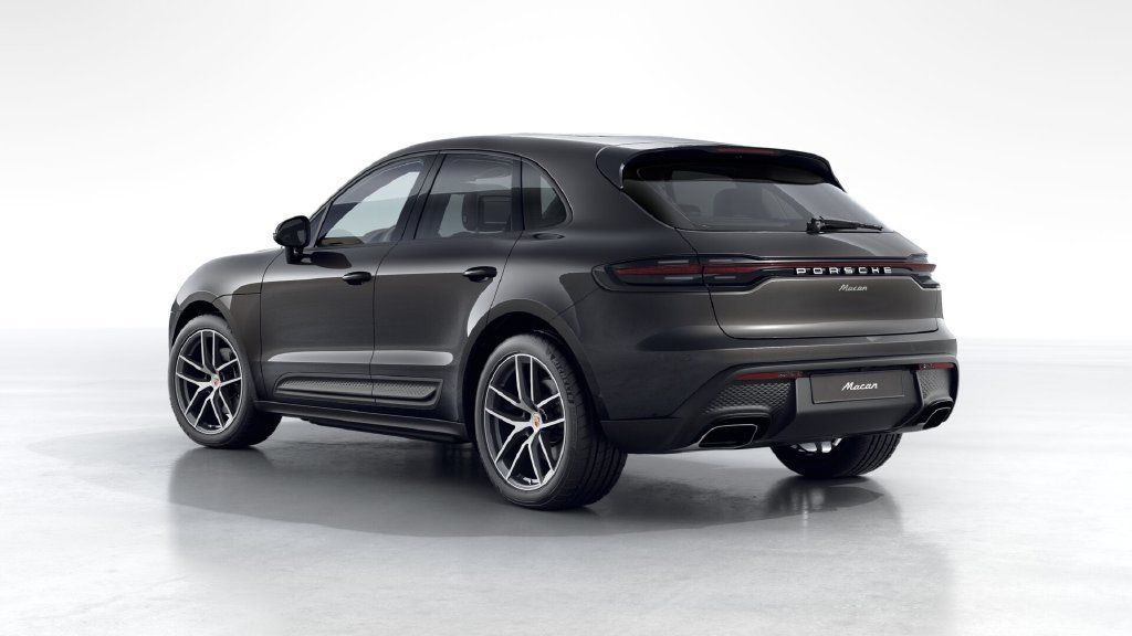 Certified 2023 Porsche Macan AWD/4WD image 9